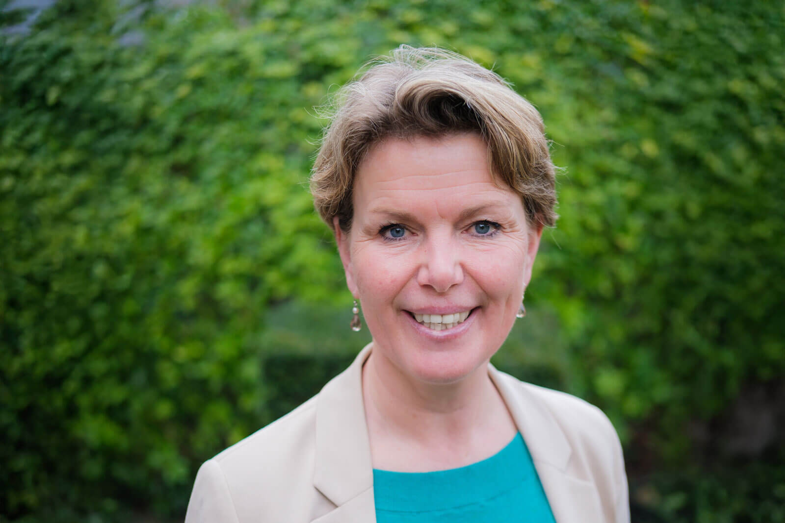 Irene Bunt
